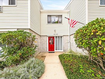 42 Richmond Boulevard