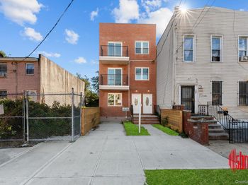 1116 Blake Avenue