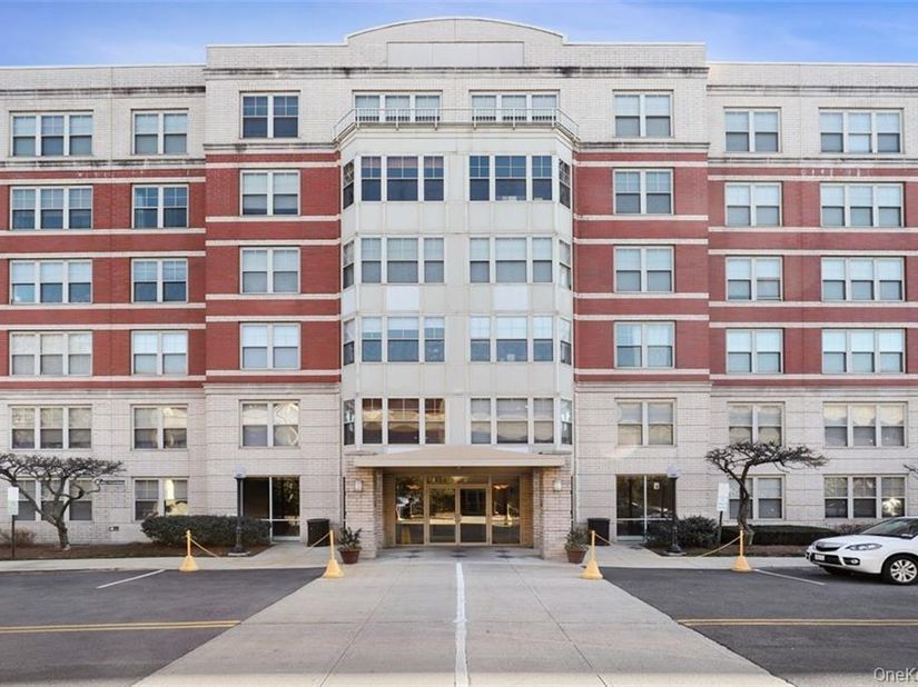 300 Mamaroneck Avenue 421, White Plains NY 10605