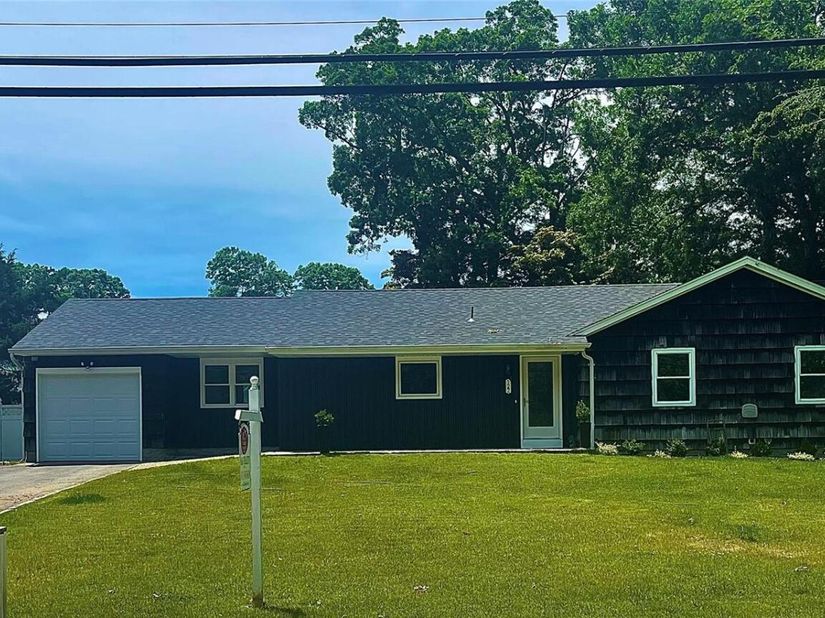 122 Rocky Point Landing Road, Rocky Point NY 11778