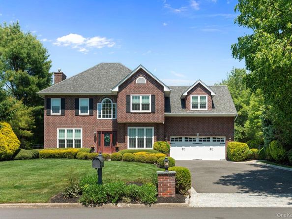 34 Ketchum Court, East Northport NY 11731