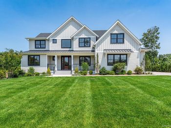 7 Sea Crest Court