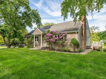 10 Horseshoe Road