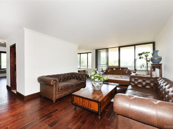 152-18 Union Turnpike 5O, Flushing NY 11367