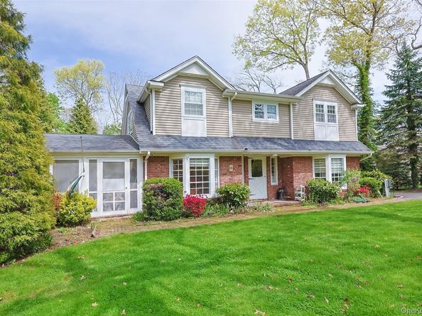 24 Timberline Drive, Huntington NY 11743