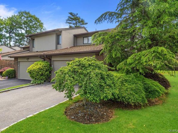 76 Estate Drive, Jericho NY 11753