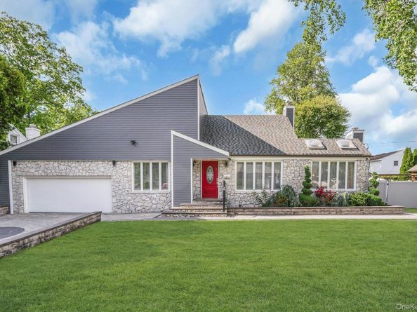 129 Gleeland Street, Deer Park NY 11729