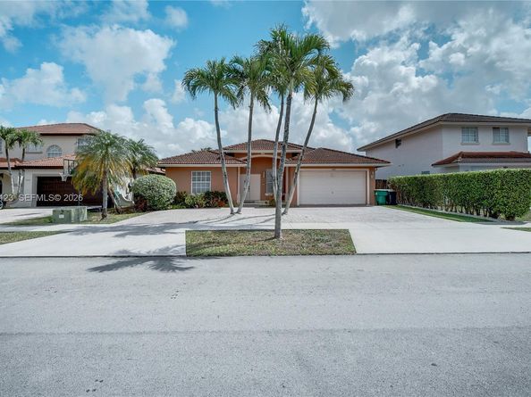 9837 SW 159th Ct, Miami FL 33196