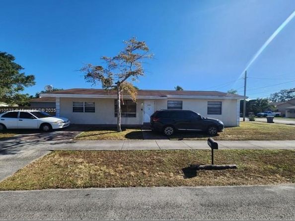 5191 SW 22nd St, West Park FL 33023