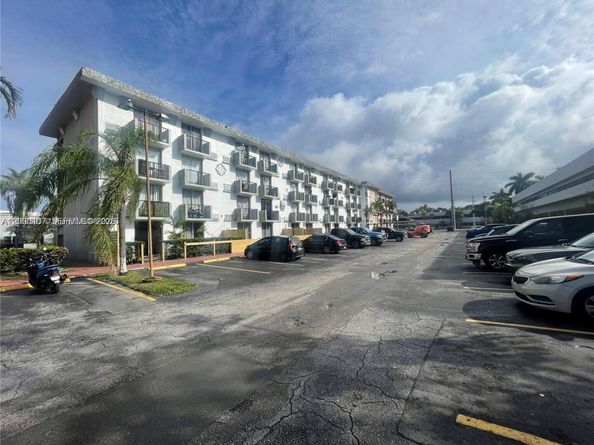 16450 NW 2nd Ave 109, Miami FL 33169
