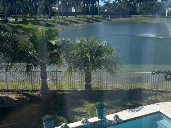 318 NE 31st Ave, Homestead FL 33033