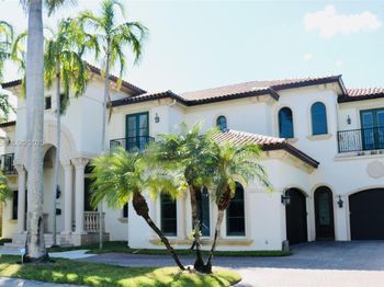 709 Isle Of Palms Dr