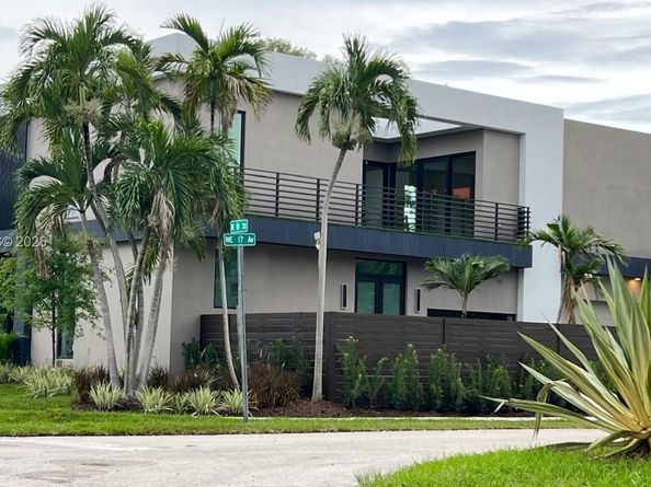 1700 NE 18th St, Fort Lauderdale FL 33305