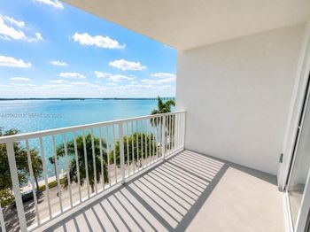 1420 Brickell Bay Dr