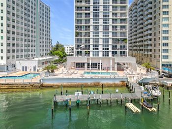 1228 West Ave