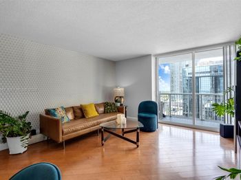 1200 Brickell Bay Dr