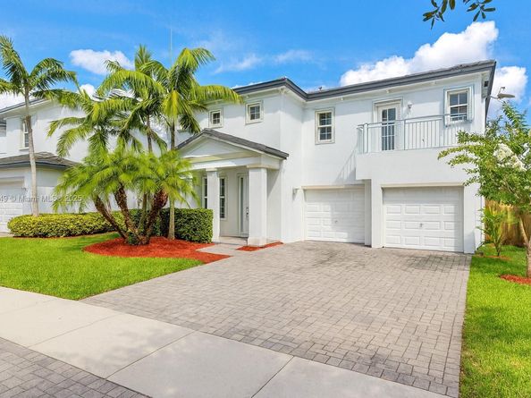 204 NE 32nd Ter, Homestead FL 33033