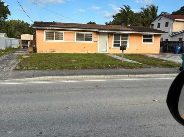 17210 NW 47th Ave, Miami Gardens FL 33055