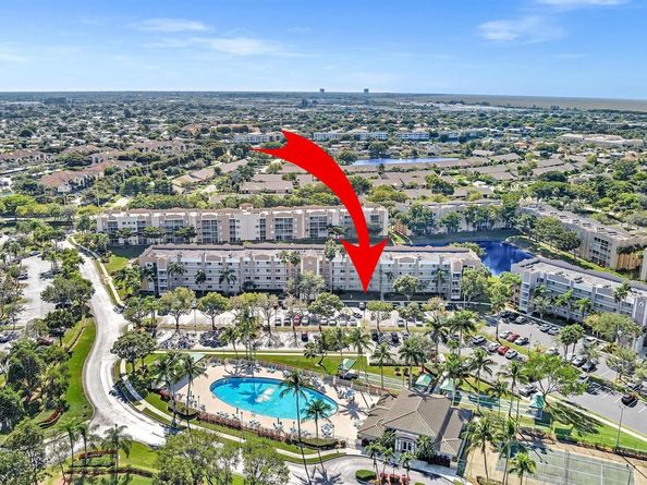 9560 WELDON Circle J110, Tamarac FL 33321