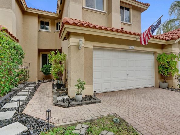 12513 NW 56th Dr, Coral Springs FL 33076