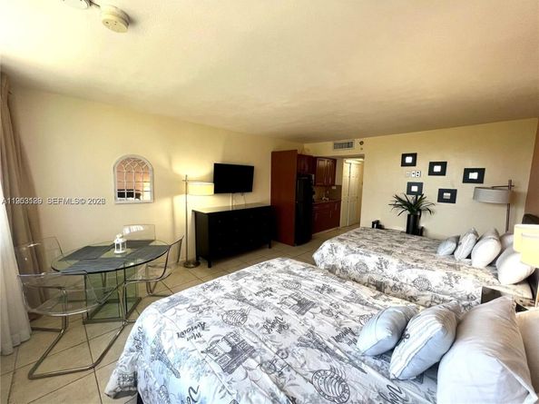 19201 Collins Ave 242, Sunny Isles Beach FL 33160