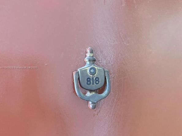 2025 NE 164th St 818, North Miami Beach FL 33162