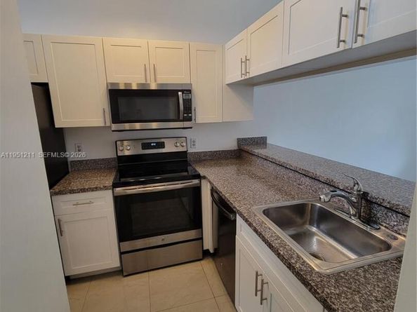 958 Coral Club Dr 958, Coral Springs FL 33071