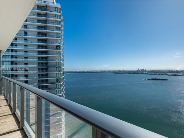 650 NE 32nd St 4306, Miami FL 33137