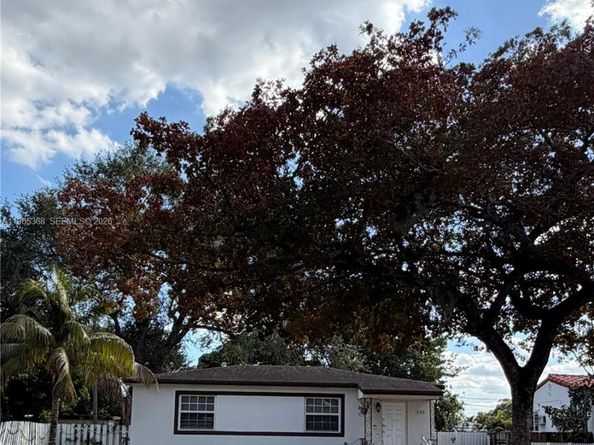 550 NW 135th St, North Miami FL 33168