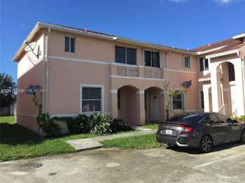 885 NE 213th Ter