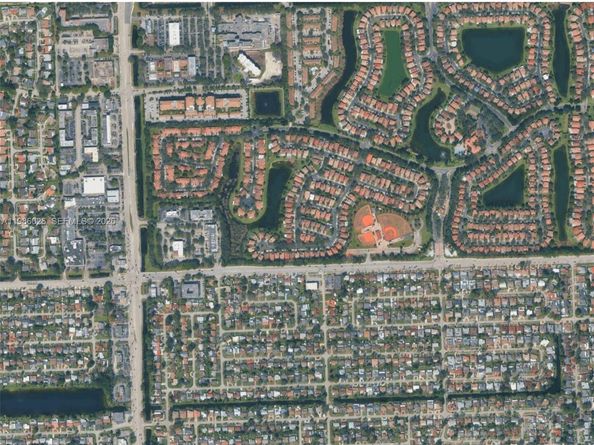 1776 NW 78th Ave, Pembroke Pines FL 33024
