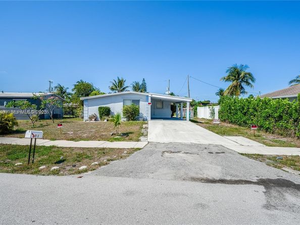 51 27th Ct N, Boynton Beach FL 33435