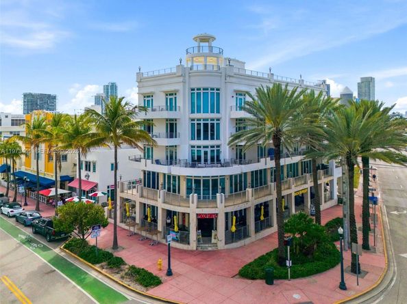 448 Ocean Dr 303, Miami Beach FL 33139