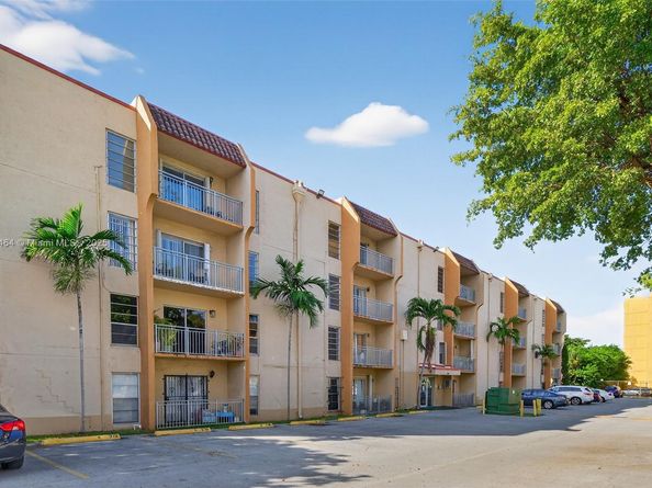 4841 NW 7th St 3094, Miami FL 33126