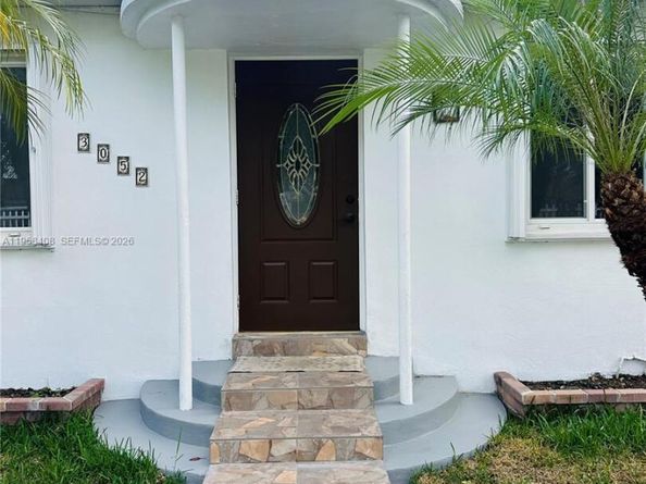 3052 SW 6th St, Miami FL 33135