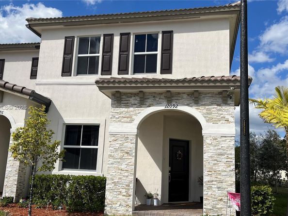12092 NW 24th Pl, Miami FL 33167