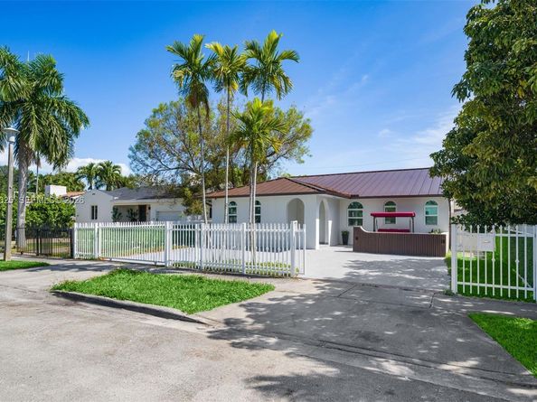 2356 SW 24th St, Miami FL 33145