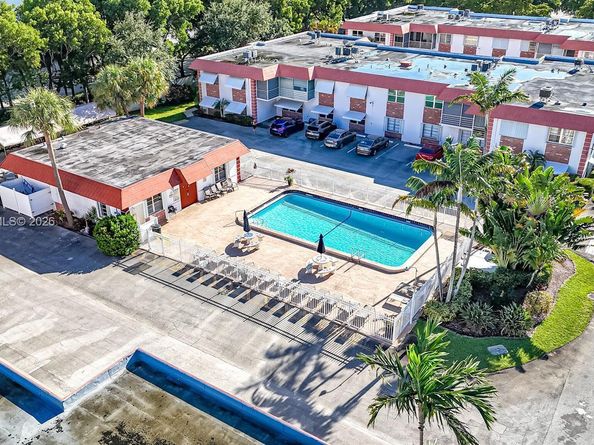 3550 NW 8th Ave 409, Pompano Beach FL 33064