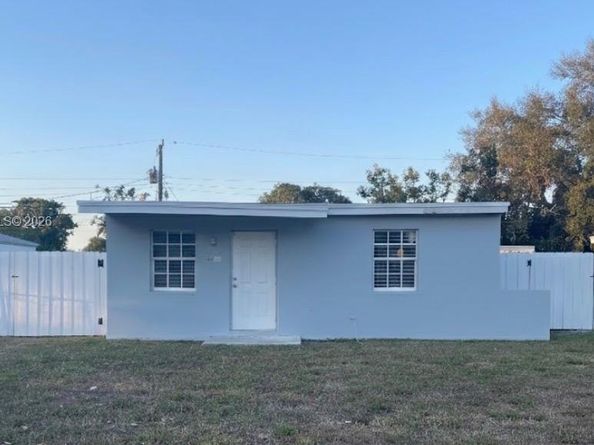 2349 NW 13th Ct, Fort Lauderdale FL 33311