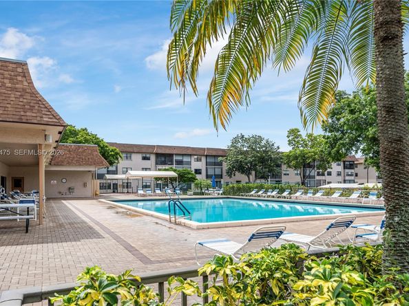 4960 E Sabal Palm Blvd 301, Tamarac FL 33319