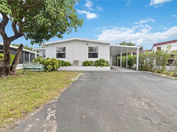 5720 SW Cypress Dr, Dania Beach FL 33312