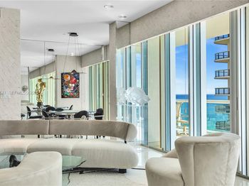 10101 Collins Ave