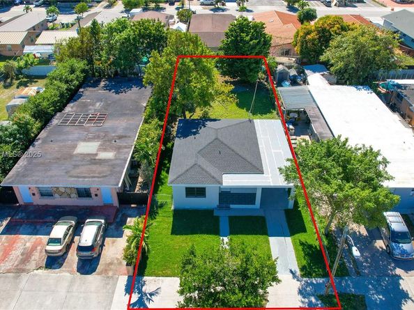 50 E 13th St, Hialeah FL 33010