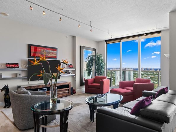 350 SE 2nd St GPH50, Fort Lauderdale FL 33301