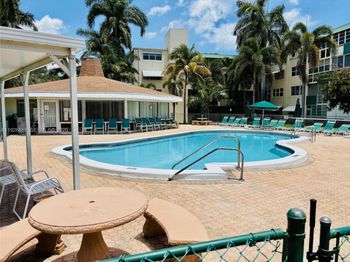 1333 E Hallandale Beach Blvd