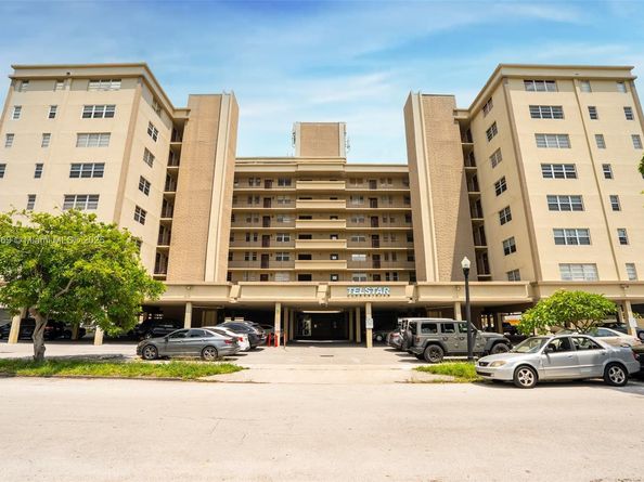 1811 Jefferson St 601, Hollywood FL 33020