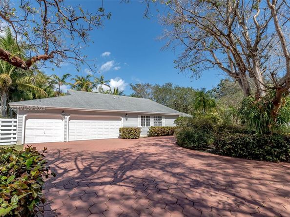 15005 SW 148th St, Miami FL 33196