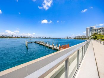 1000 West Ave