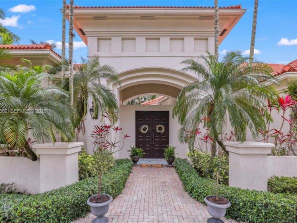 10502 Kestrel St, Plantation FL 33324