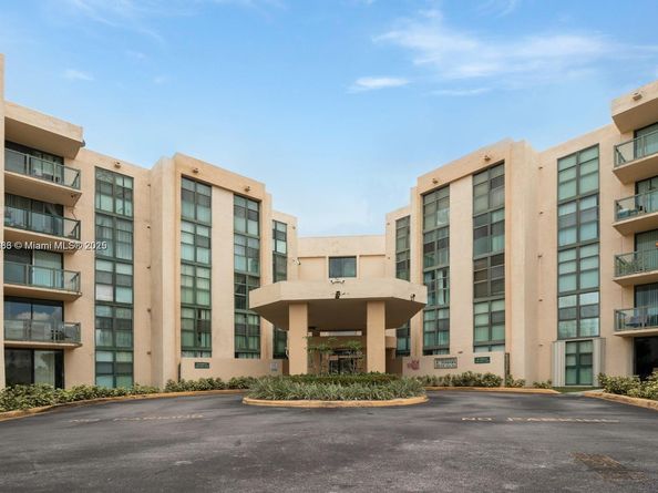 2055 SW 122nd Ave 509, Miami FL 33175